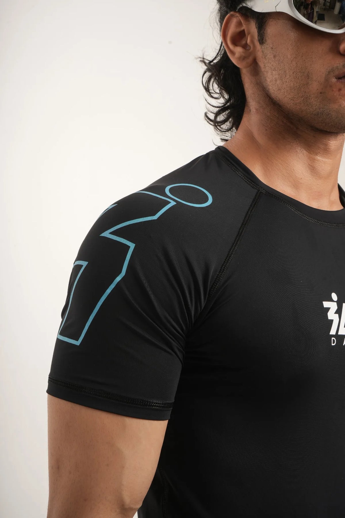 SECOND SKIN | COMPRESSION T-SHIRT | BLACK