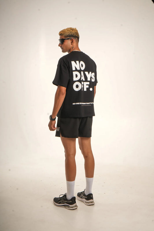 NO DAYS OFF | OVERSIZED COTTON T-SHIRT | BLACK